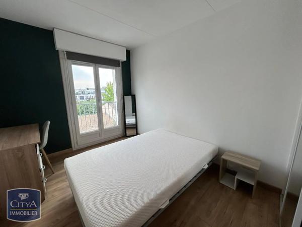 Appartement à louer 4 pièces 79.85m²