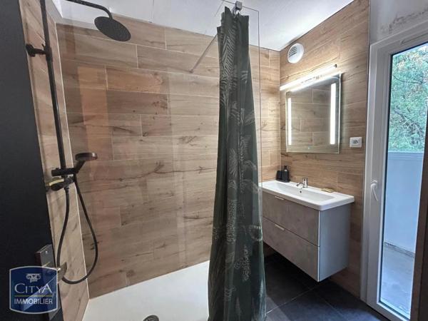 Appartement à louer 4 pièces 79.85m²