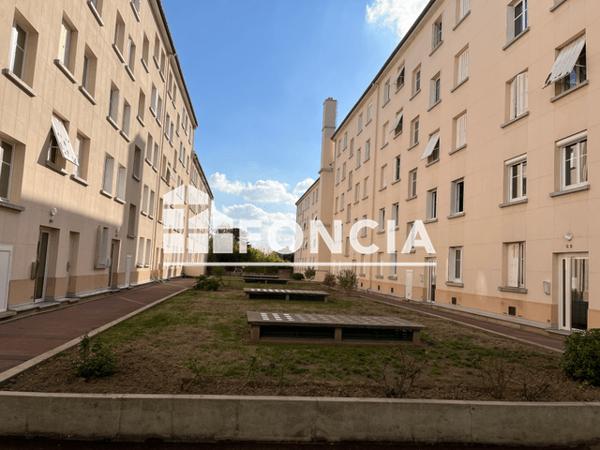 Location Appartement 2 pièces 45.95 m² - RESIDENCE ORMEAU BOLLEE Le Mans 72000