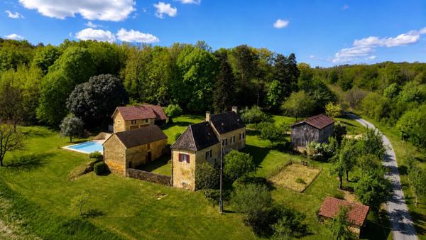 Maison Sarlat La Caneda 8 pièce(s) 160 m2