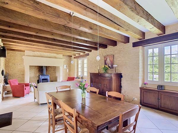Maison Sarlat La Caneda 8 pièce(s) 160 m2