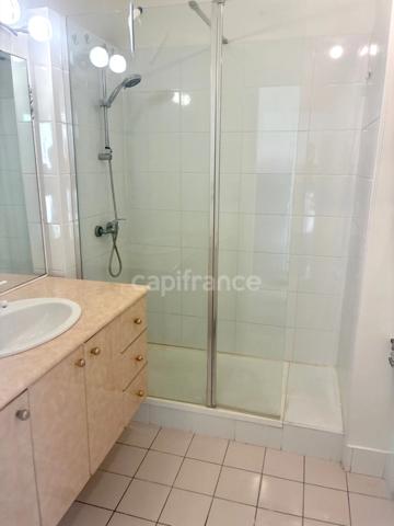 ***Plage-Le Havre***T1 de 35 m² avec ascenseur, cave et vue dégagée sur l’église Saint Joseph