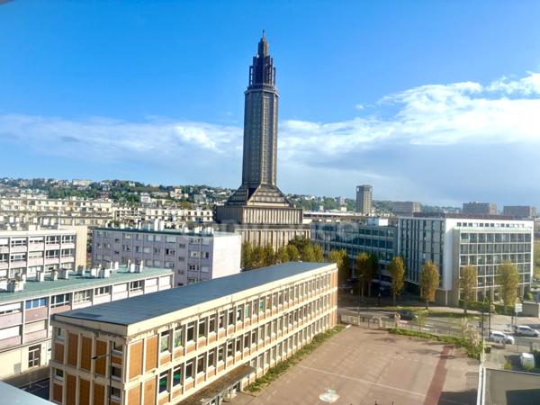***Plage-Le Havre***T1 de 35 m² avec ascenseur, cave et vue dégagée sur l’église Saint Joseph