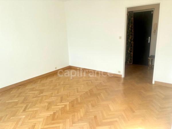 ***Plage-Le Havre***T1 de 35 m² avec ascenseur, cave et vue dégagée sur l’église Saint Joseph