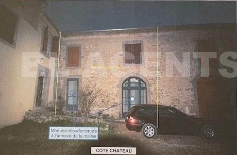 Bâtisse en pierre de 180 m² à aménager