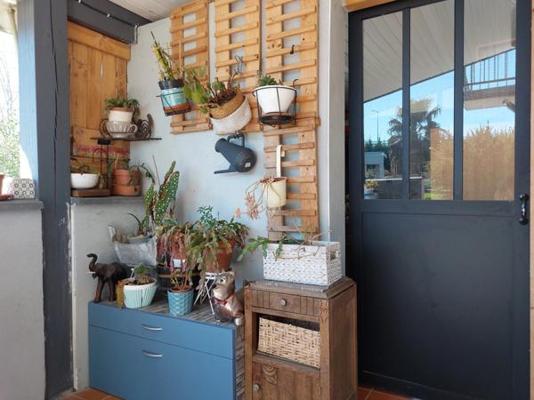 Maison à vendre 6 pièces (82) Maison de plus de 160m² habitable avec jardin paysagé, terrasse, pool house, atelier, garage, dépendance