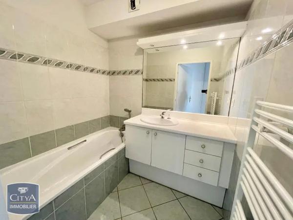 Appartement à louer 4 pièces 97.05m² Lyon 3e Arrondissement (69003)