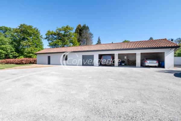 Maison
                                                                                                                                                                                                                                                                                                                        9 pièce(s)                                                                                                                                                                                                          5 chambre(s)                                                                                                                                                                                                          226  m²