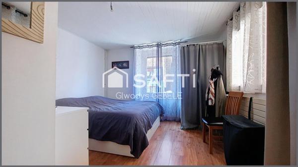 Maison de village avec 4 chambres et 2 terrasses !