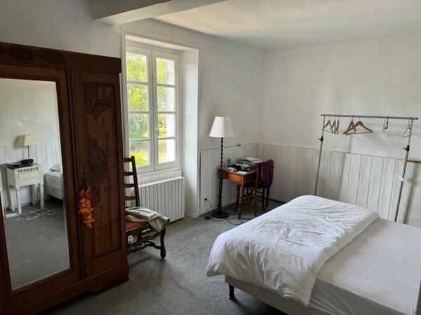 Maison à vendre 5 pièces 100 m² à St Front la Rivière sur terrain de 1188 m² (24)