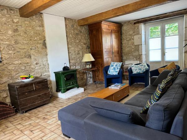 Maison à vendre 5 pièces 100 m² à St Front la Rivière sur terrain de 1188 m² (24)