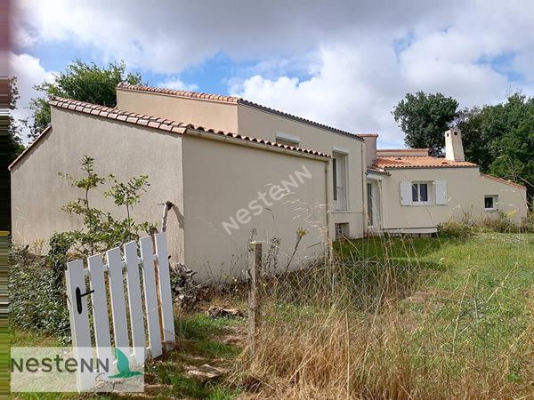 A vendre Saujon, maison d'architecte, 144m², 5 chambres, 5140 m² de terrain, garage