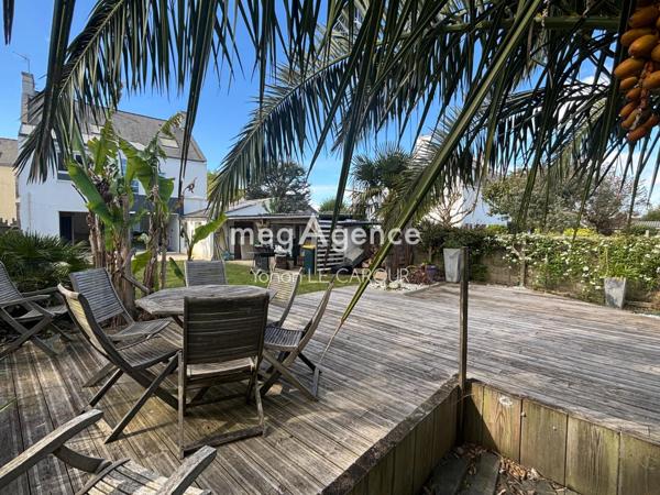 Maison à Riantec, 56670 - 6 pièces 190m²