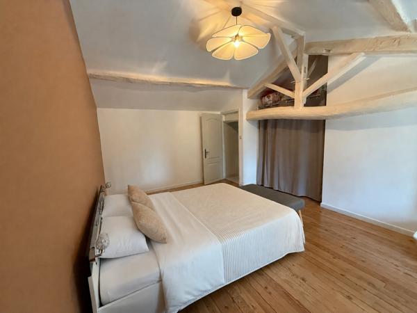 Maison 5 pièce(s) 3 chambre(s) 102.2 m²
