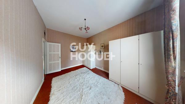 APPARTEMENT À VENDRE DE 7 PIÈCES DE 225,00 M²