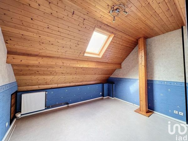 Maison 8 pièces de 156 m² à Saint-Aubin-lès-Elbeuf (76410)