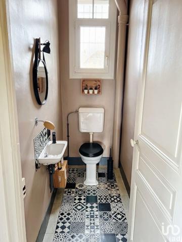 Maison 8 pièces de 156 m² à Saint-Aubin-lès-Elbeuf (76410)