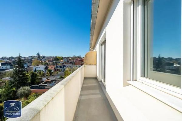 Appartement à louer 3 pièces 73.08m²