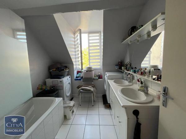 Appartement à louer 6 pièces 104.27m² Rambouillet (78120)