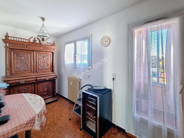 La Seyne Sur Mer de Appt. 4 pièces de 80 m² avec parking collectif