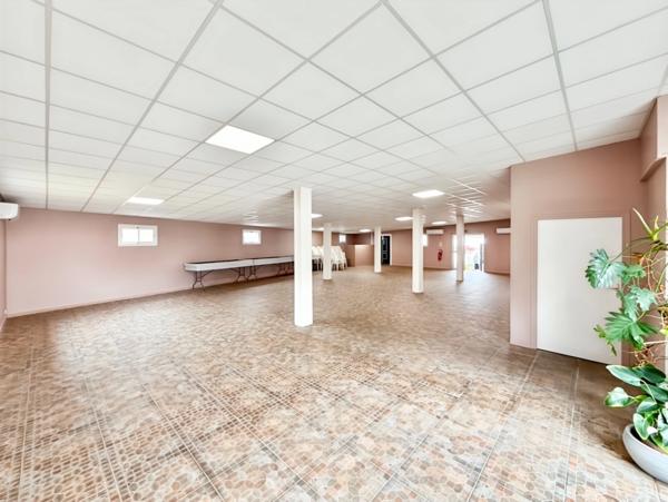 📣 À LOUER – Local commercial idéal professions libérales / activités spécialisées 📍 La Rivière Saint-Louis (97421), secteur Ouaki