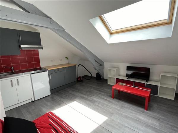 Appartement à louer 265 € CC PERIGUEUX 1 pièce 11 m² DPE D