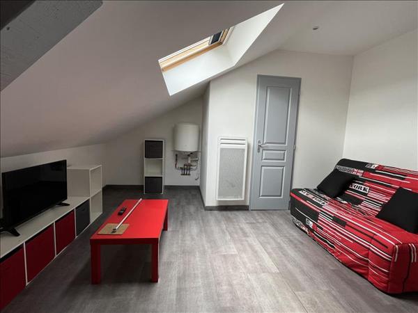 Appartement à louer 265 € CC PERIGUEUX 1 pièce 11 m² DPE D