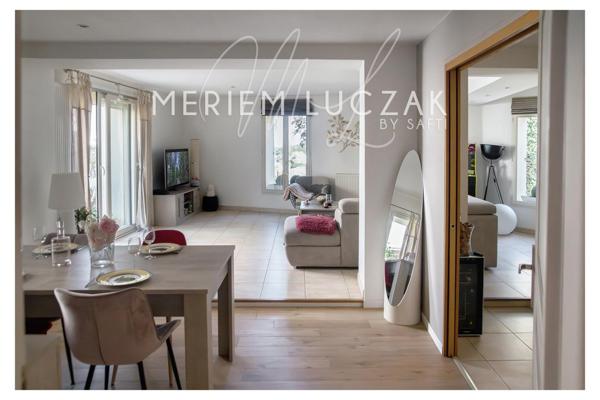 Magnifique Maison Ancienne Atypique au Charme Inégalé - Aucun Travaux à Prévoir