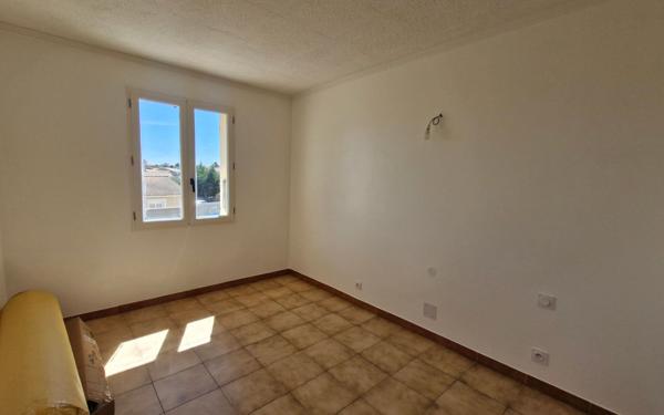 Maison à vendre    5 pièces •  Rochefort-du-Gard