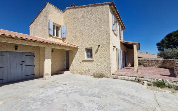 Maison à vendre    5 pièces •  Rochefort-du-Gard