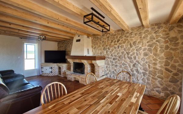 Maison à vendre    5 pièces •  Rochefort-du-Gard