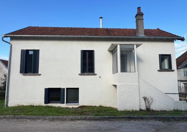 Maison 90m² avec séjour lumineux à l’étage