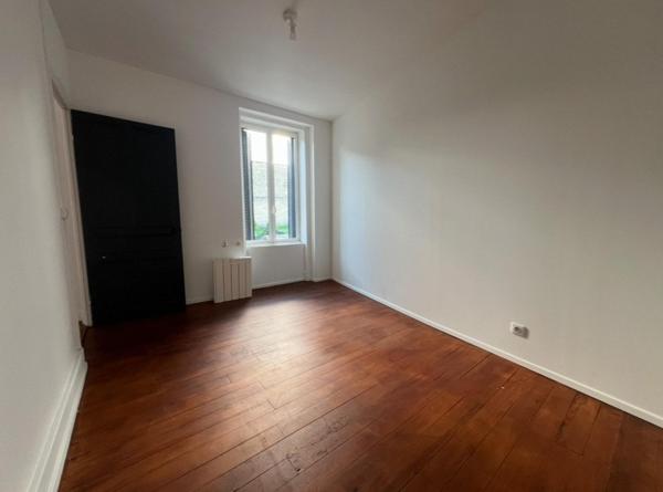 Maison 90m² avec séjour lumineux à l’étage