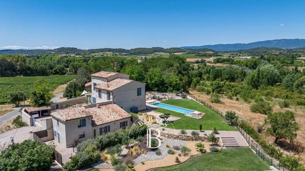 Lourmarin, Propriété 4 Chambres -  400 m² à vendre