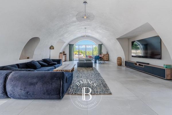 Lourmarin, Propriété 4 Chambres -  400 m² à vendre