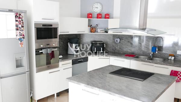 Maison Plain-pied 184 m2 5 pièces