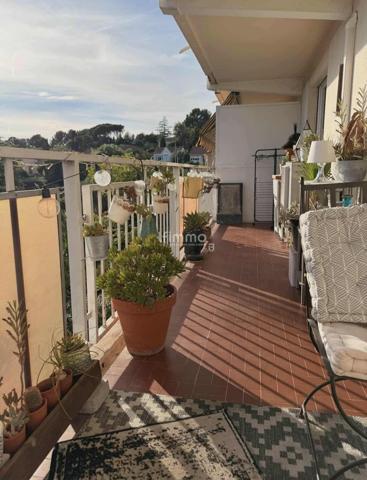 Toulon Ouest - T3 / balcon Sud sans vis-à-vis / Ascenseur