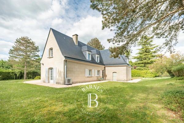 Noisy-le-Roi, Maison 5 Chambres -  215 m² à vendre