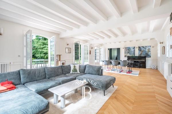 Noisy-le-Roi, Maison 5 Chambres -  215 m² à vendre