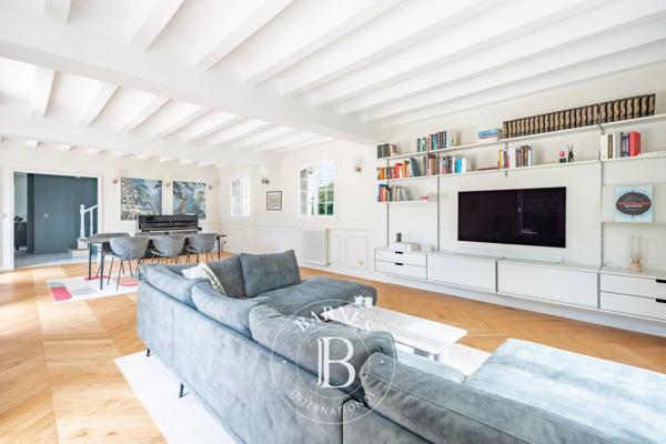 Noisy-le-Roi, Maison 5 Chambres -  215 m² à vendre