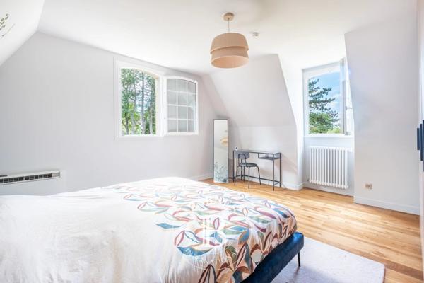 Noisy-le-Roi, Maison 5 Chambres -  215 m² à vendre