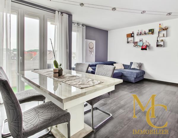 Maurepas (78310) APPARTEMENT / DERNIER ETAGE / CENTRE-VILLE / GARE