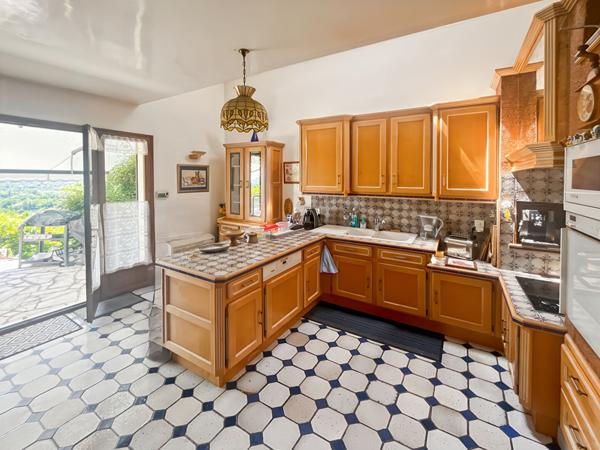 Maison Vaux Sur Seine 214 m2 - 4 chambres, parcelle 1780 m²