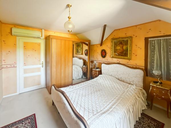 Maison Vaux Sur Seine 214 m2 - 4 chambres, parcelle 1780 m²