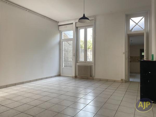 Vente maison Saintes : 143 000 € - AJP Immobilier Saintes