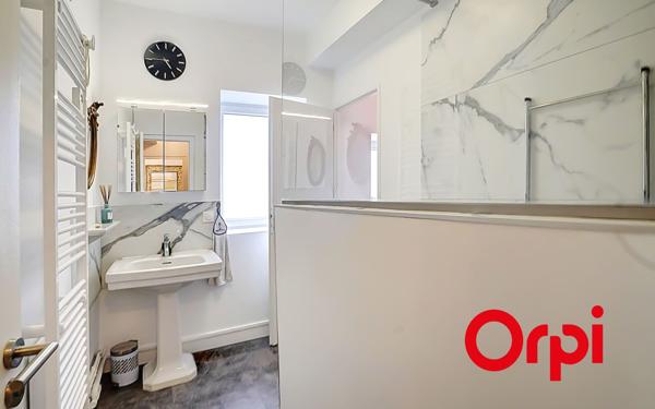 Appartement à vendre    2 pièces • 64,03 m2 Neuville-sur-Saône