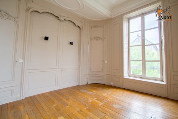 Immeuble
                                                                                                                                                
                                                                                                                                                
                                                                                                                                                
                                                    
                                                                                                                                                                                                                                                                                                                        167  m²                                                                                                                                                                                                         2 etage(s)