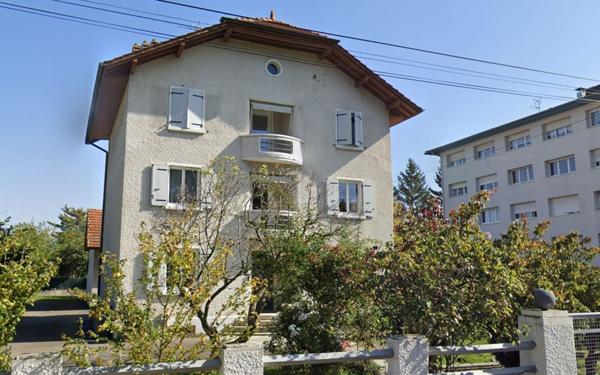 Appartement à louer    1 pièce •  Ambilly