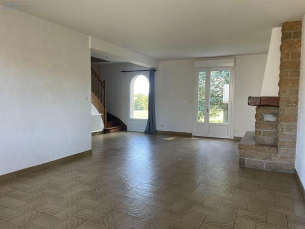 Maison à vendre à Bais en Mayenne (53160), ref : 12703/3502