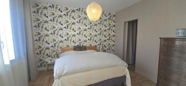 Maison de ville de type  6, avec piscine privative et garage